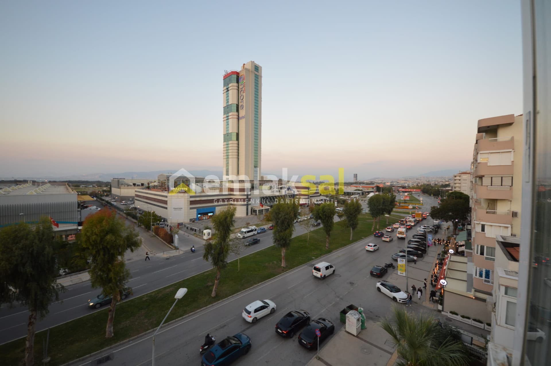 Kipa AVM Karşısı Kiralık 3+1 Daire